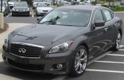 infiniti-m25-qx70