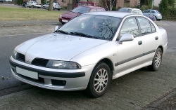 mitsubishi-carisma