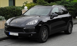 porsche-cayenne-2
