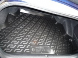 kovrik-v-bagazhnik-mitsubishi-galant-sedan-(06-)-(plastikovyj)