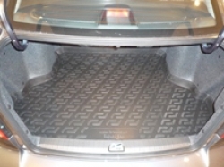 kovrik-v-bagazhnik-suzuki-sx4-sedan-(08-)-(polimernyj)